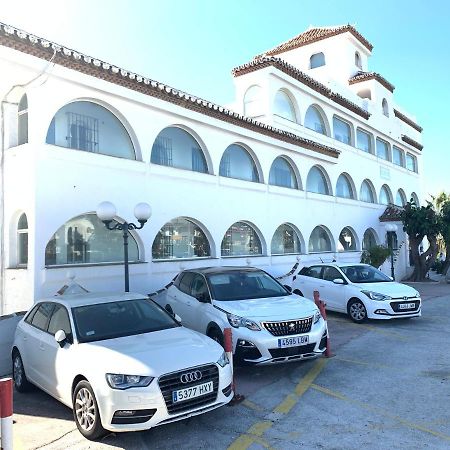 Apartament Aguamarina On The Beach Front Appartement Mijas Costa Buitenkant foto