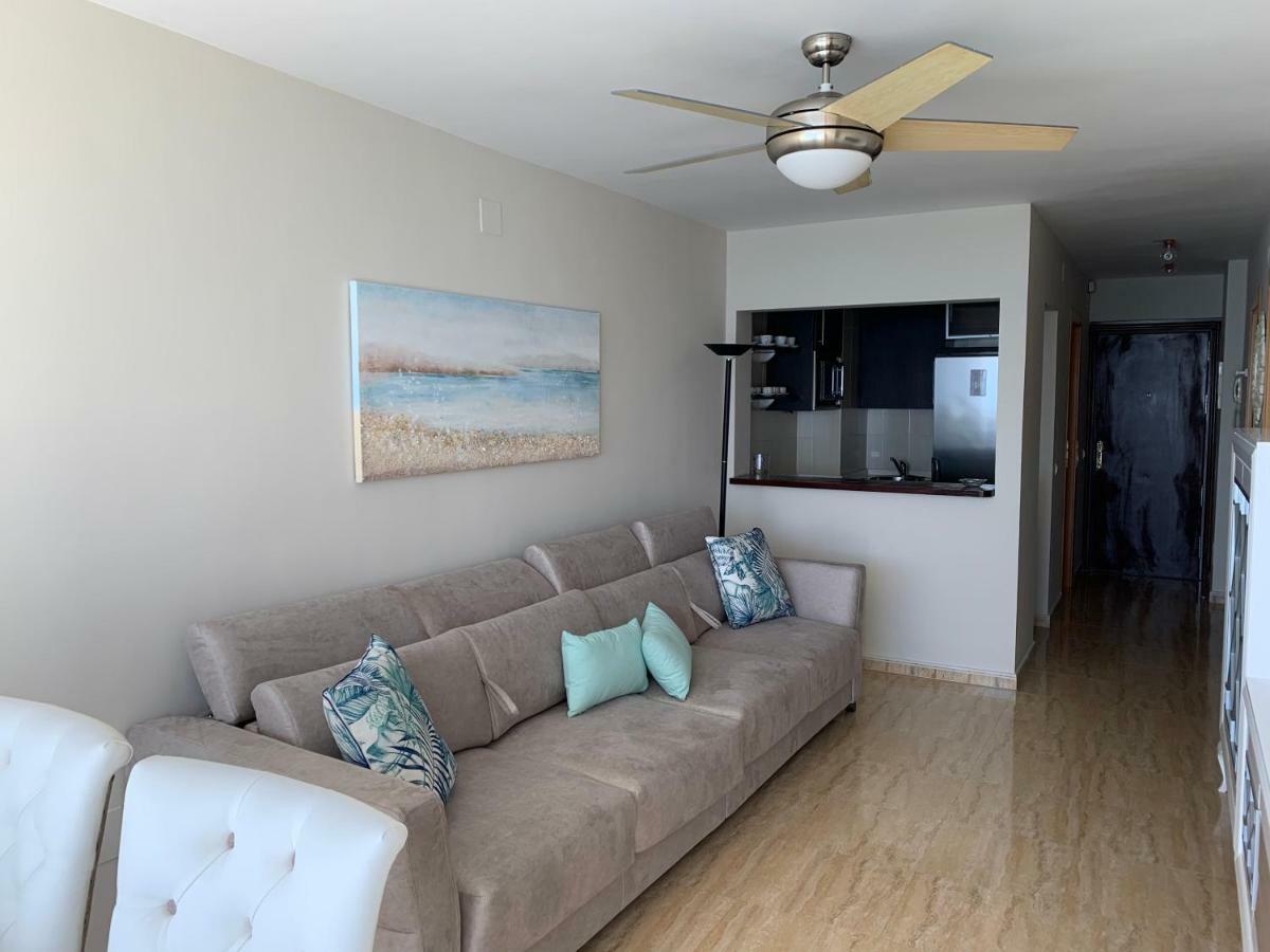 Apartament Aguamarina On The Beach Front Appartement Mijas Costa Buitenkant foto
