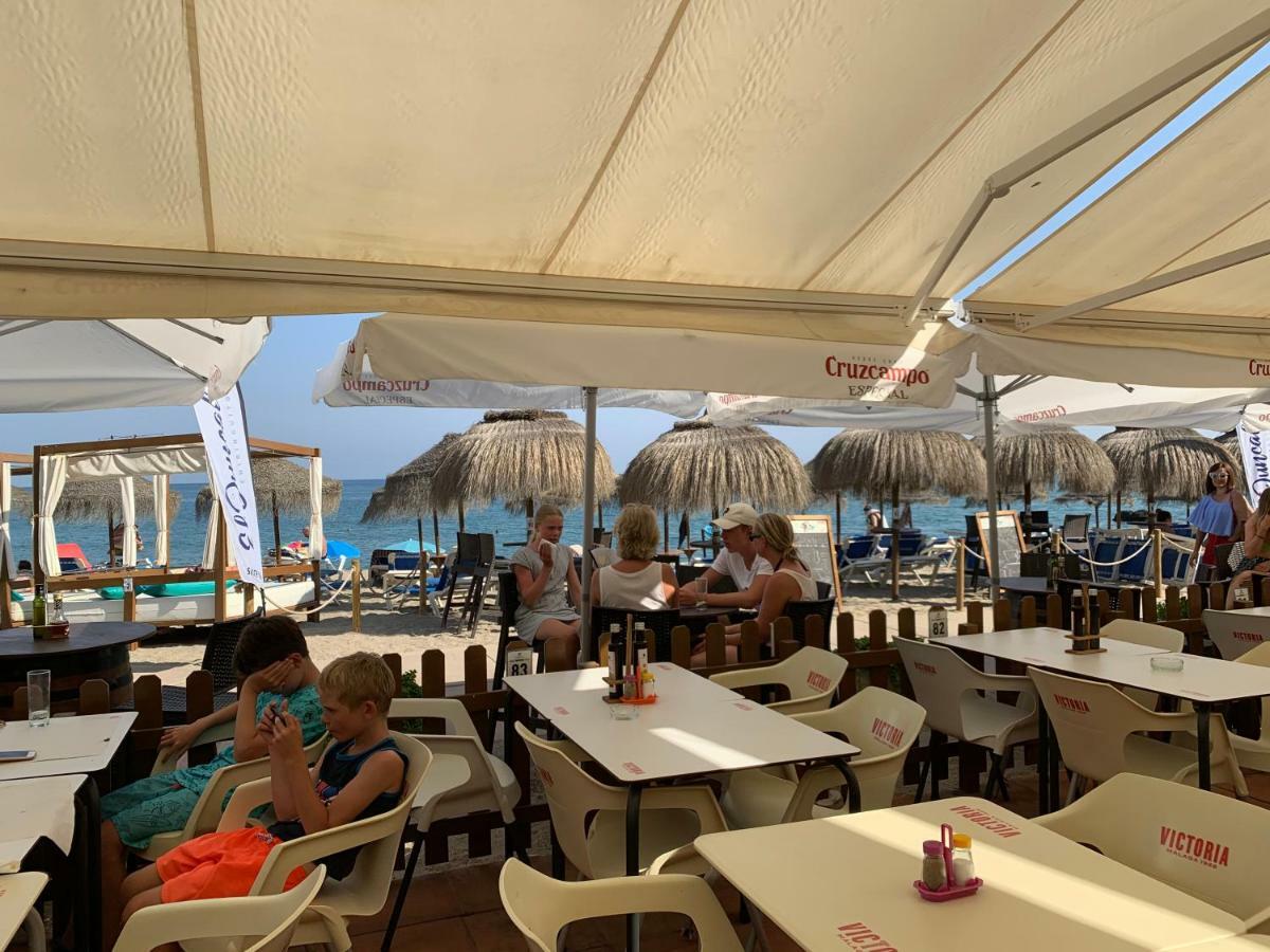Apartament Aguamarina On The Beach Front Appartement Mijas Costa Buitenkant foto