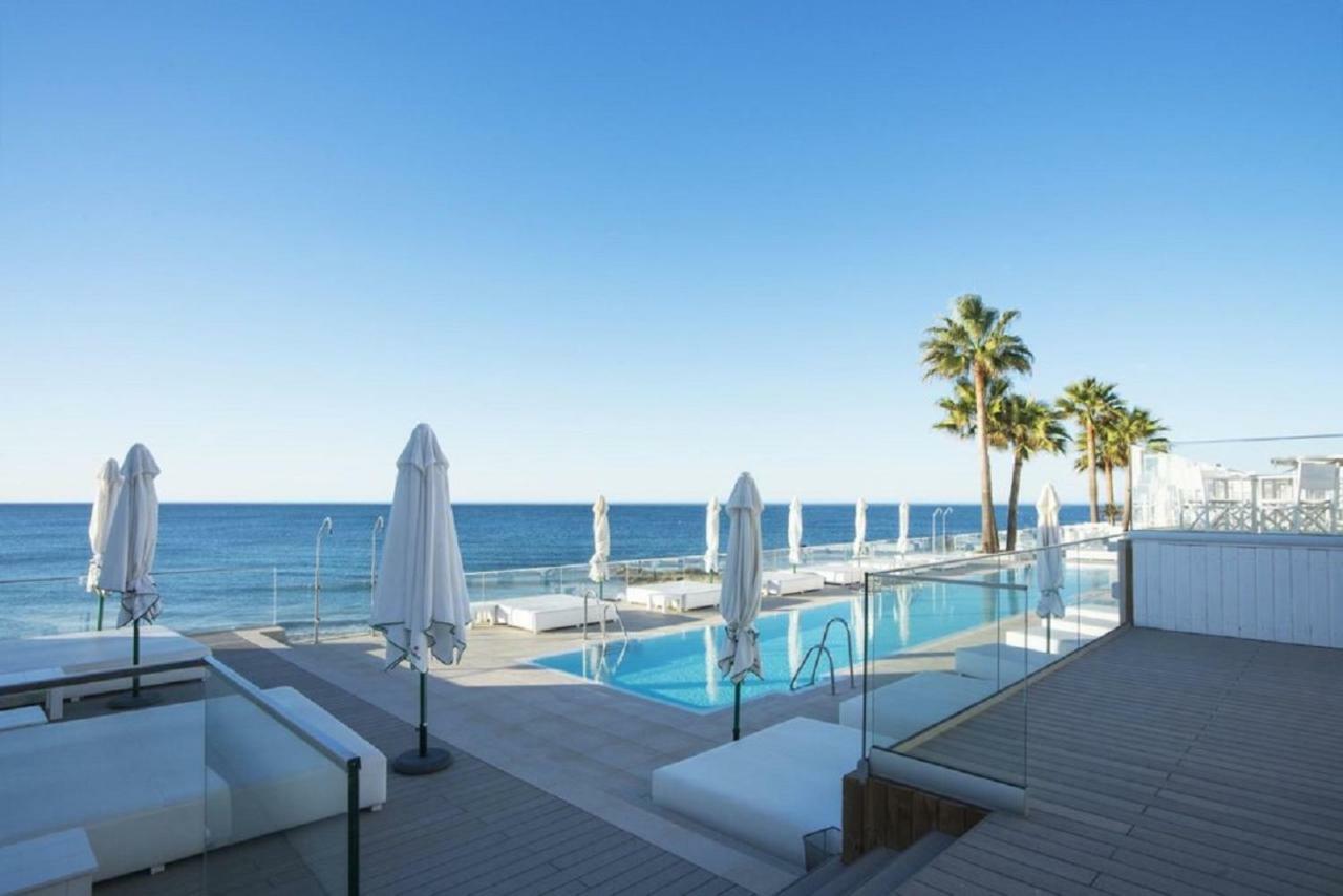 Apartament Aguamarina On The Beach Front Appartement Mijas Costa Buitenkant foto