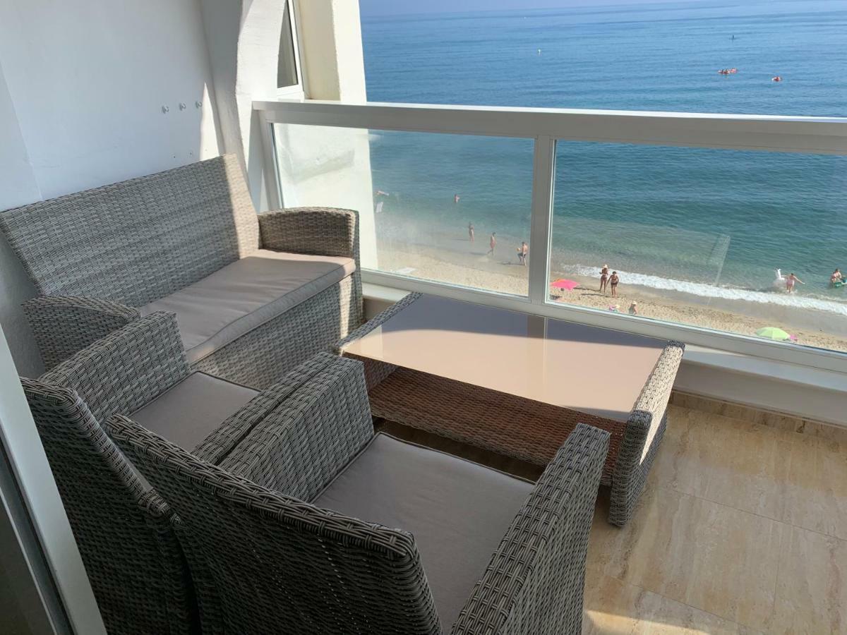 Apartament Aguamarina On The Beach Front Appartement Mijas Costa Buitenkant foto