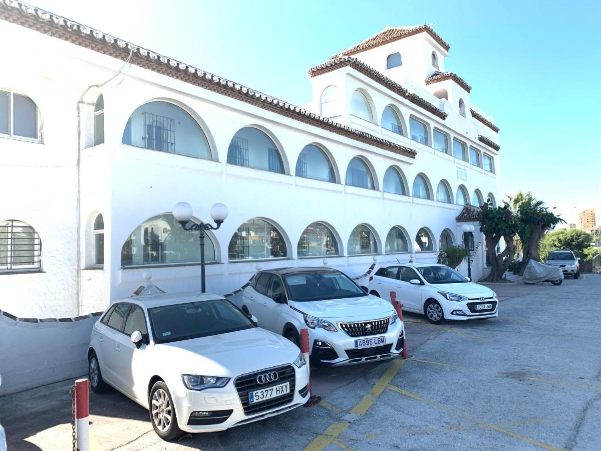 Apartament Aguamarina On The Beach Front Appartement Mijas Costa Buitenkant foto